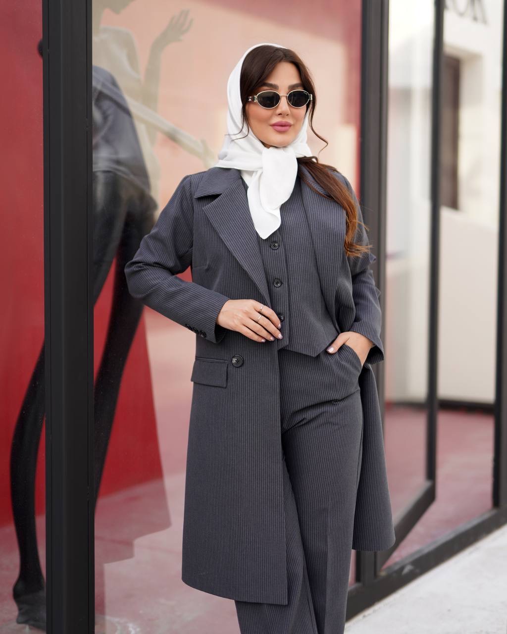 ست سه تیکه مانتو، جلیقه و شلوار زنانه مدل دیپلمات
