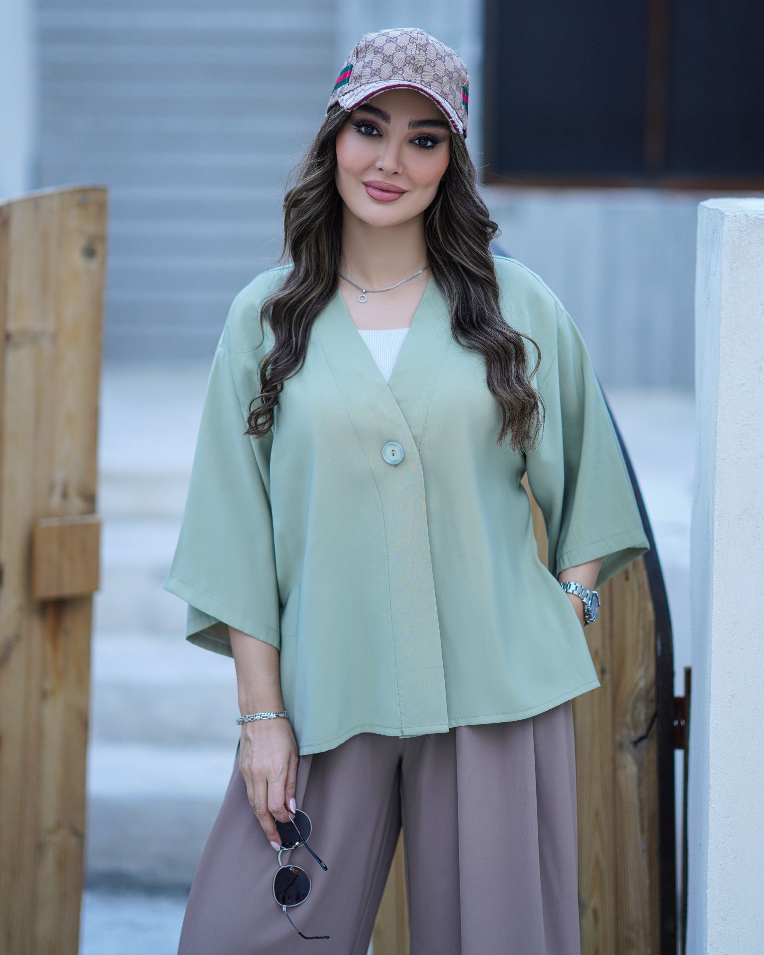 شومیز زنانه مدل پری تک دگمه