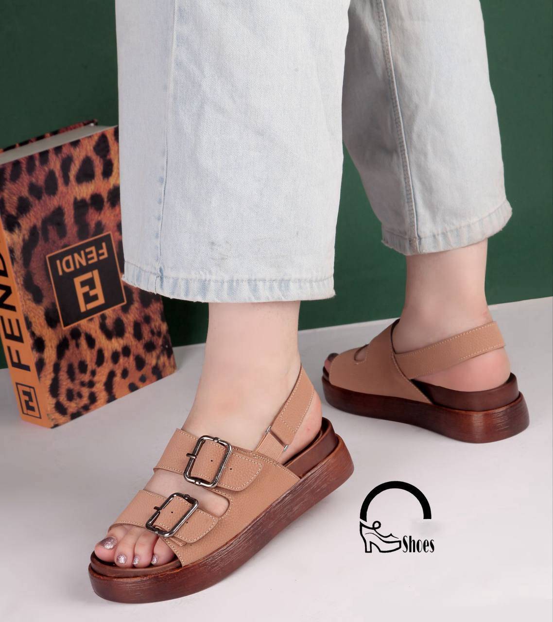 صندل سگک دار چرم حوله ای زنانه