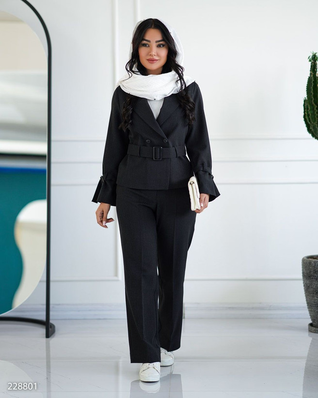 کراپ و شلوار دیپلمات زنانه مدل فهامه